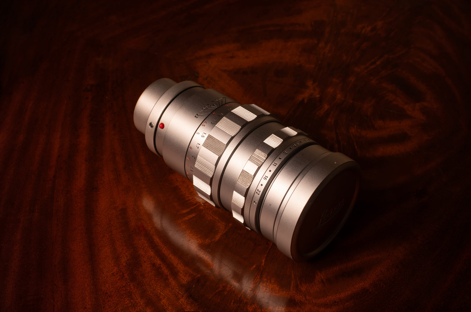 Leitz Canada Summicron 90mm F2 Lens