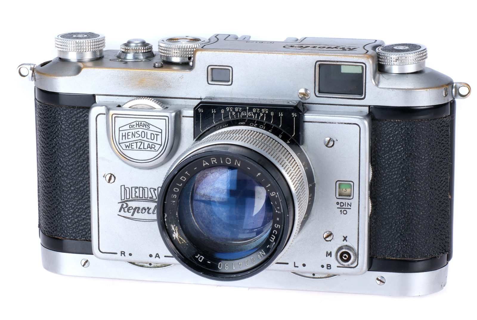 A Hensoldt Henso Reporter Rangefinder Camera